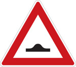 Pozor, zpomalovací práh