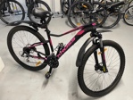 Bazarové kolo Kross Lea 6.0 velikost kol 29", rám 17" barva Black-Pink - najeto do 50km