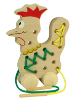 Dřevěné šitíčko na kolečkách - kohout / hračka pro nejmenší