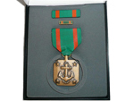 Vyznamenání - Navy & Marine Corps Achievement Medal v krabičce