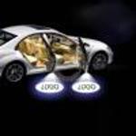 Svítící LED logo projektor BMW ze dveří na silnici, sada 2 ks